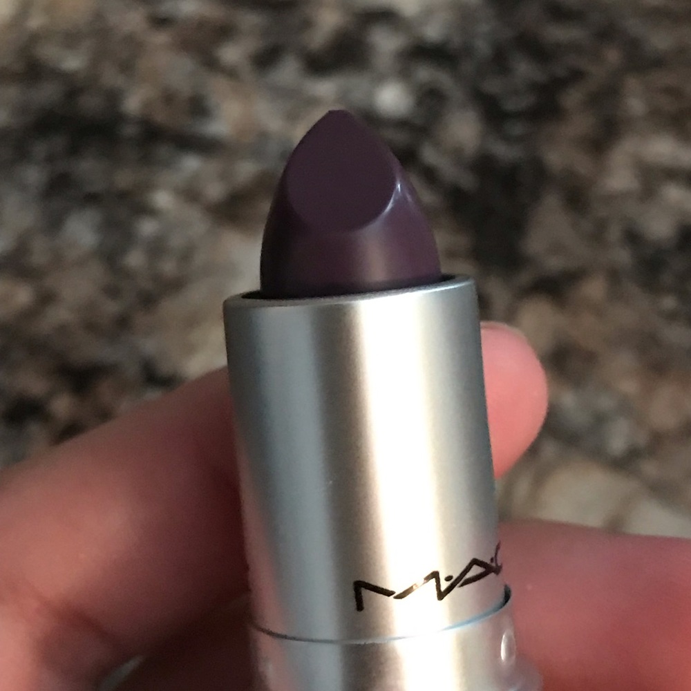 MAC lipstick - Picture 3 of 3